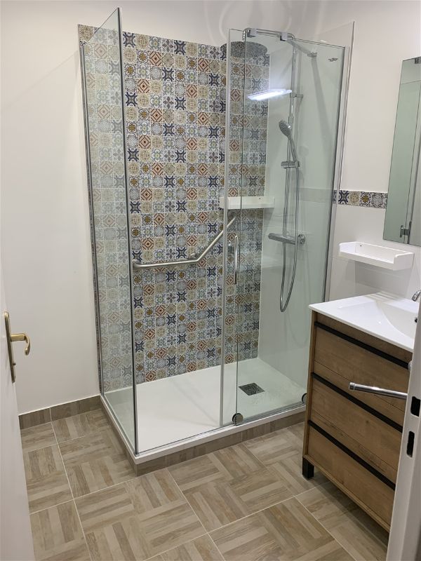 Design et rénovation de salles de bain à Carrières-sous-Poissy